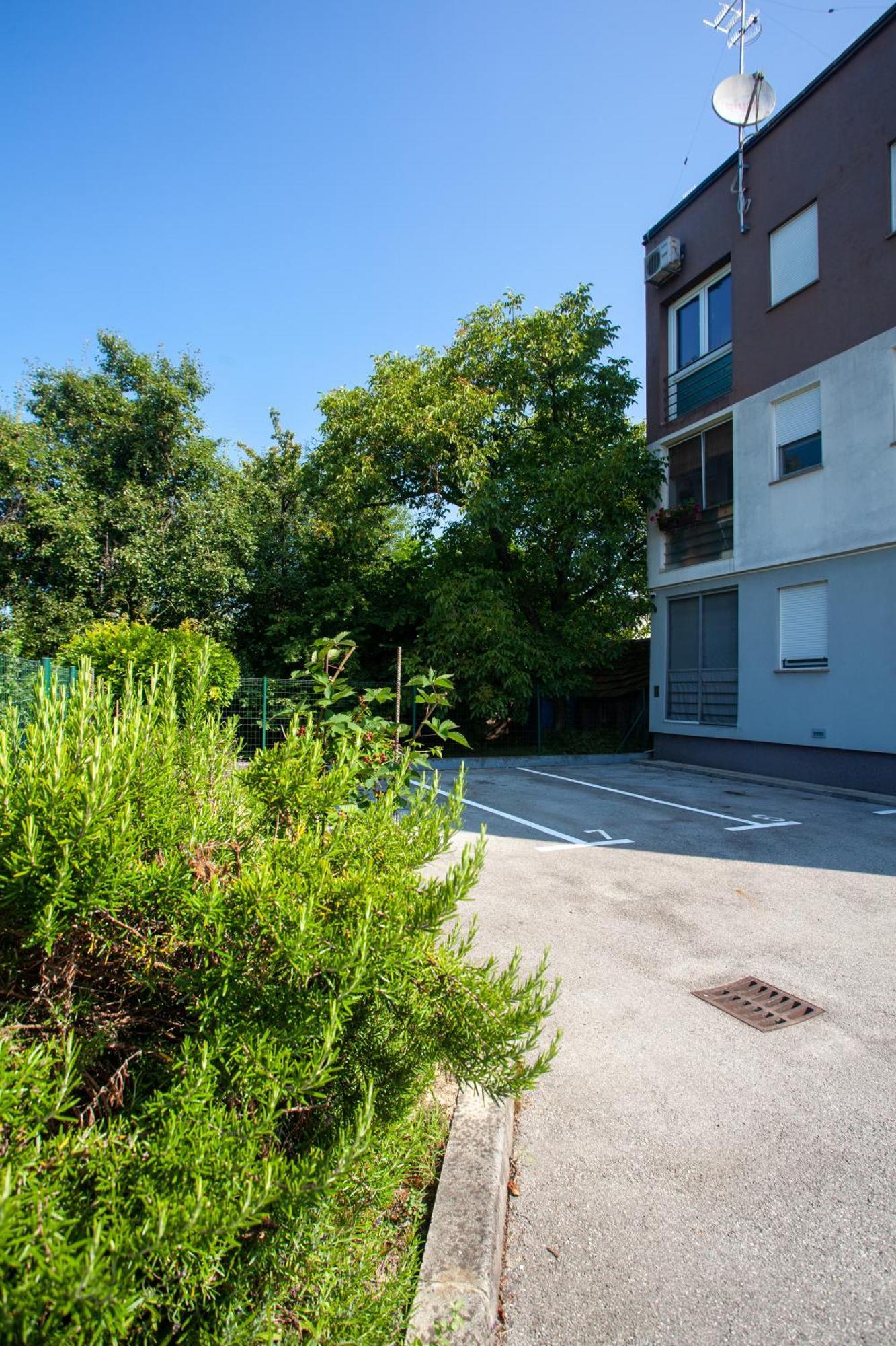 Apartment Sladic Sisak Exterior photo